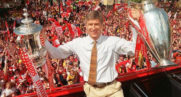 Arsene Wenger FA Cup trophy