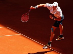 John Isner serve clay