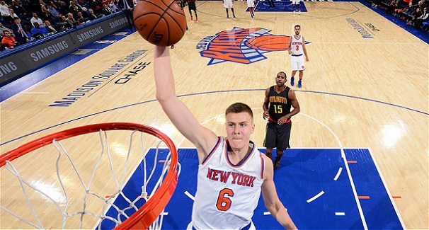 Kristaps Porzingis dunk Knicks Hawks