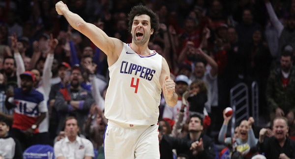 Milos Teodosic LA Clippers three