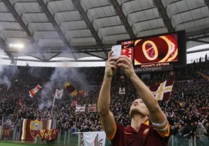 Totti Roma fans