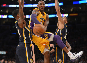 Kobe Bryant pass